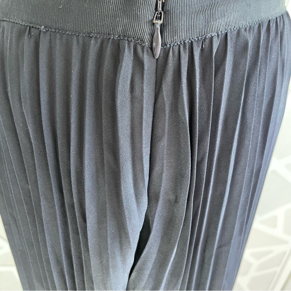 Banana Republic Pleated Midi Skirt Navy Sz 8 EUC - Picture 4 of 16
